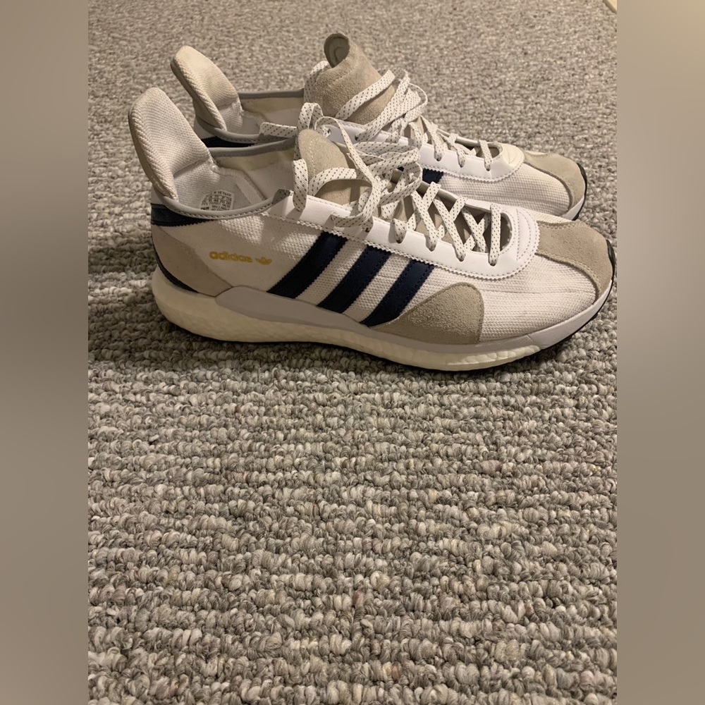 Mens adidas size 11.5